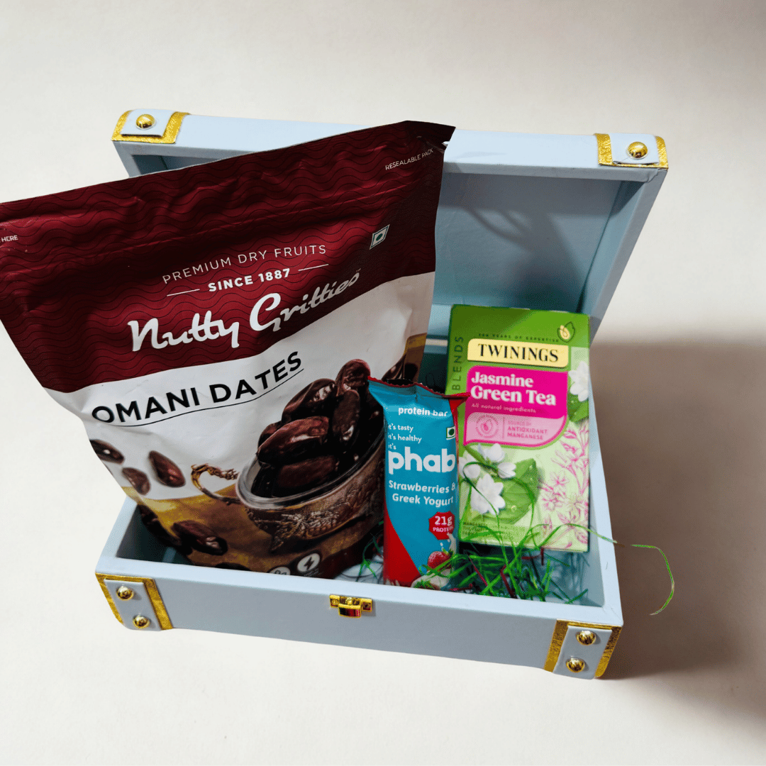 Luxury Truck Box Gift Hamper β Healthy Gourmet Treats (Customizable)
